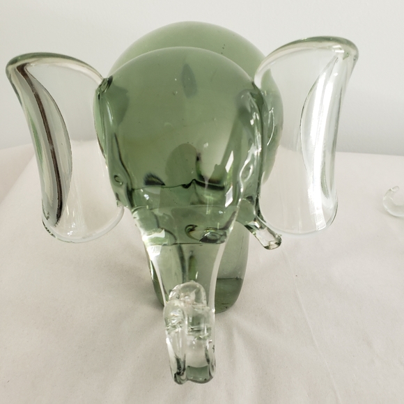 NGWENYA GLASS ELEPHANT 2pc - Picture 4 of 11